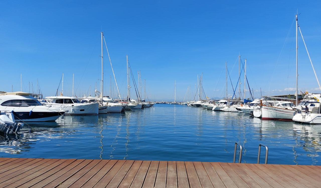 Apartamento En El Mar Roses Eksteriør billede